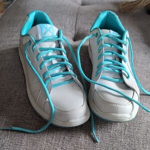 Bowling Shoes, size 10, Strikeforce
